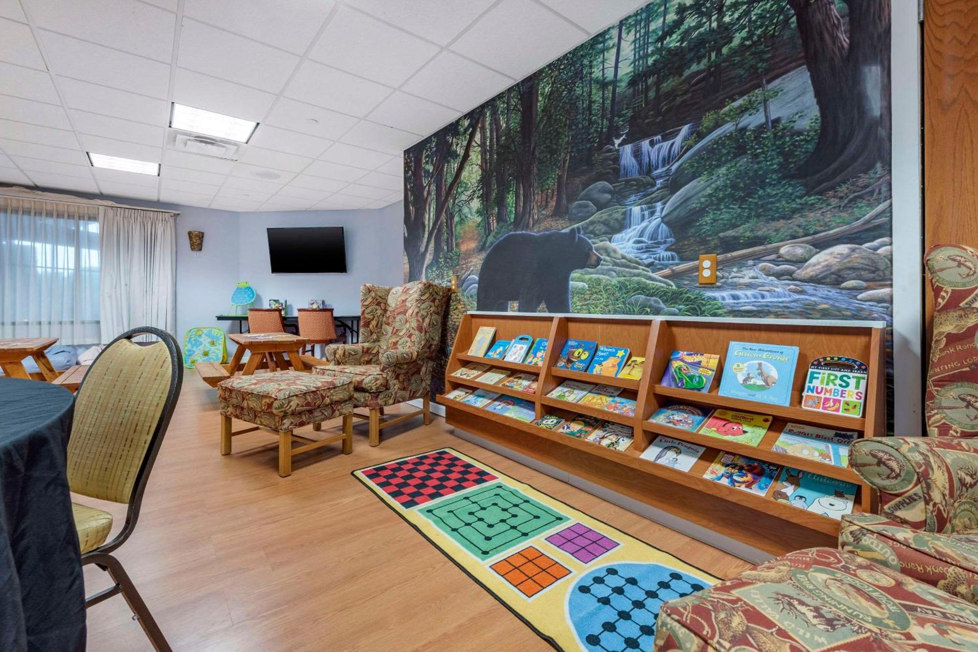 Three Bears Resort Waterpark Near Tomah Ascend Collection Warrens Extérieur photo