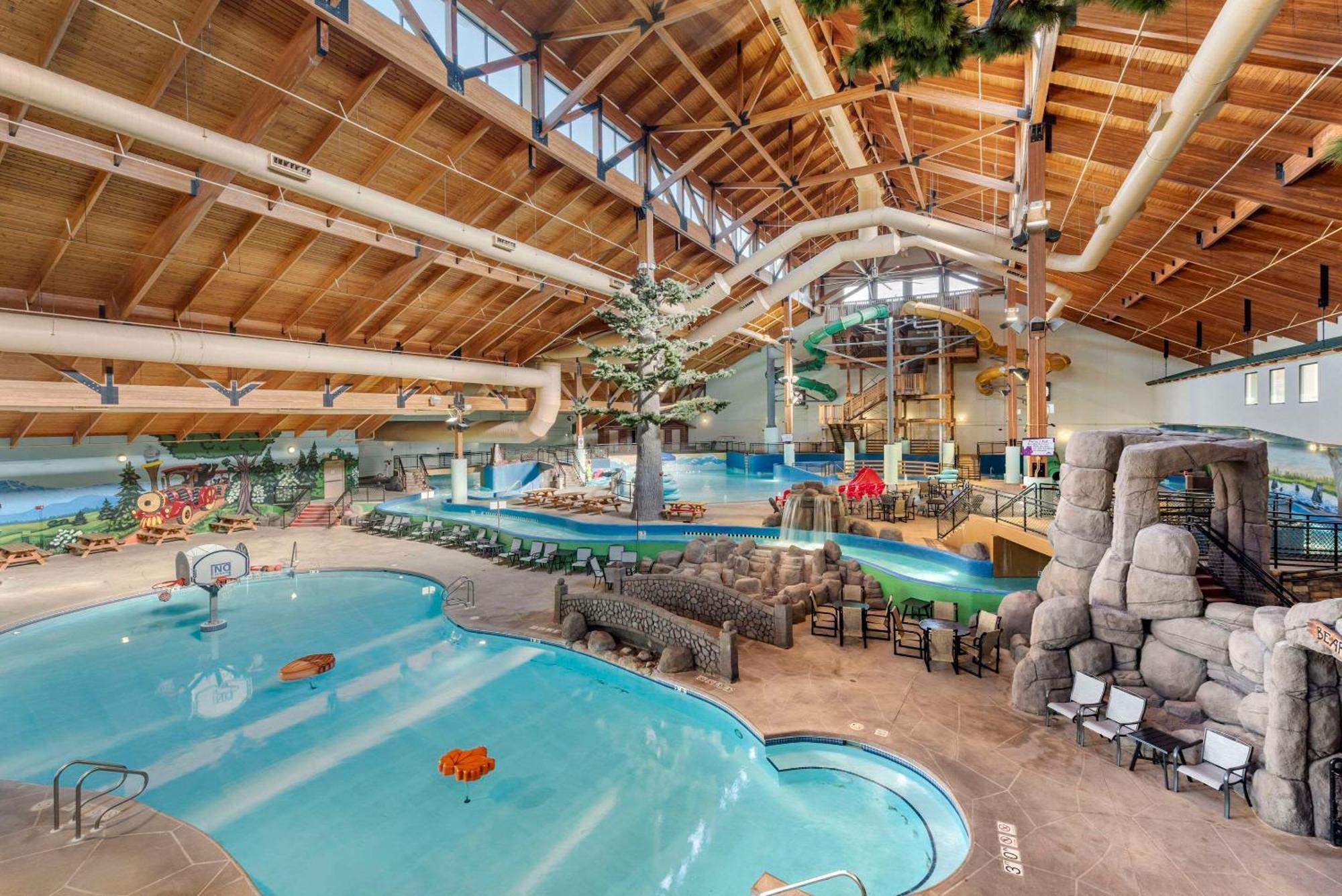 Three Bears Resort Waterpark Near Tomah Ascend Collection Warrens Extérieur photo