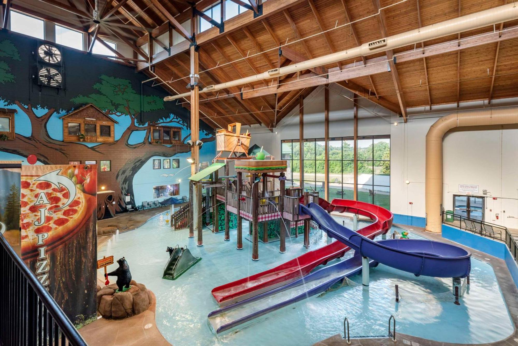 Three Bears Resort Waterpark Near Tomah Ascend Collection Warrens Extérieur photo