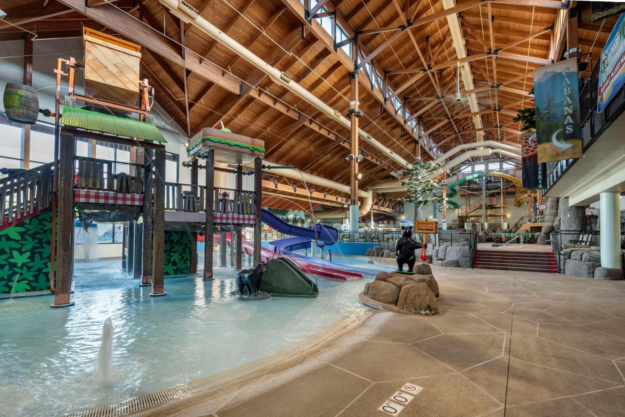 Three Bears Resort Waterpark Near Tomah Ascend Collection Warrens Extérieur photo