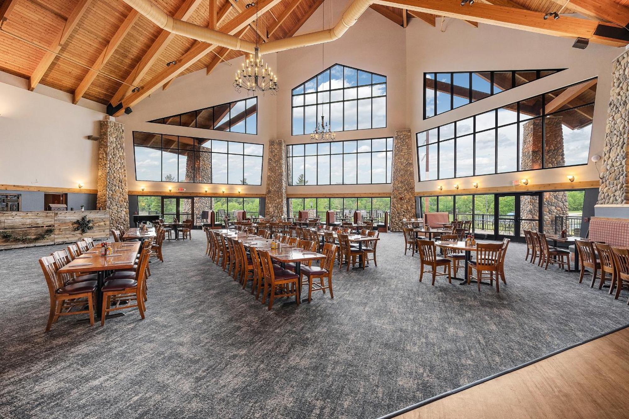 Three Bears Resort Waterpark Near Tomah Ascend Collection Warrens Extérieur photo